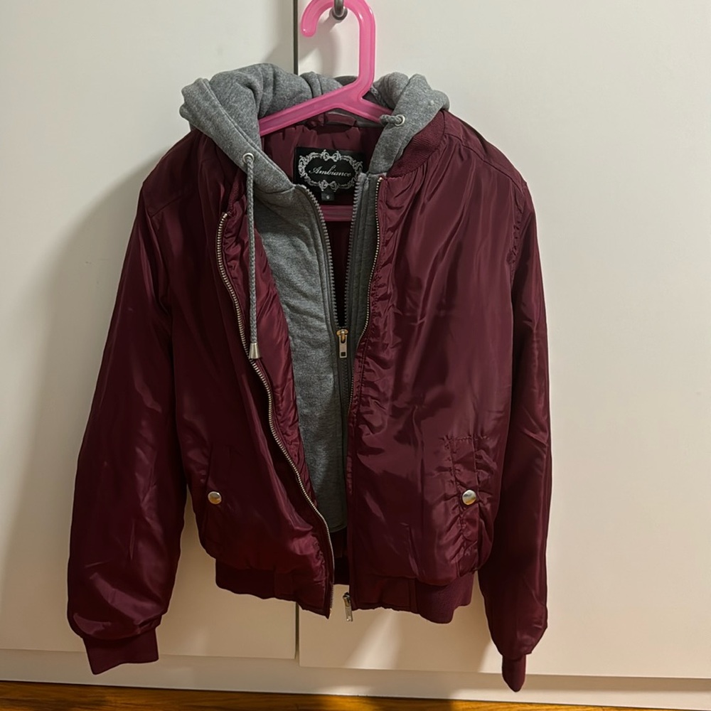 Burgundy bomber jacket | size s